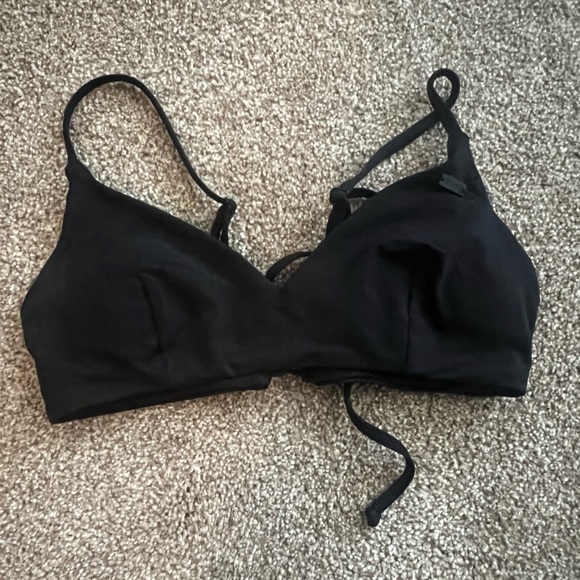 Black Roxy bikini top - Picture 1 of 3